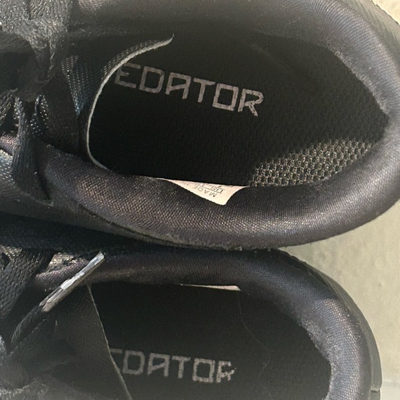 Adidas Predator Accuracy.4 Soccer Cleats HQ0950 Youth Size 1 Black - Picture 8 of 11